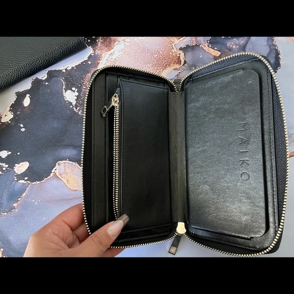 Strong n Free wallets - Picture 3 of 4